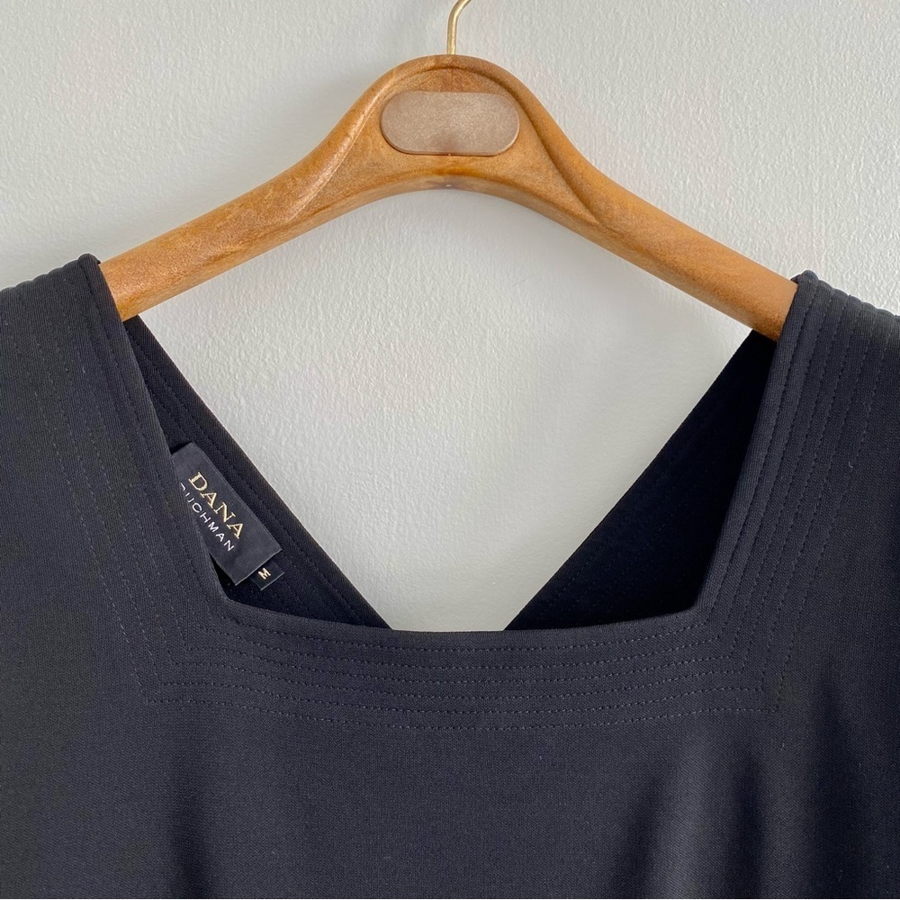 Dana Buchman Cap Sleeve Black Top Size Medium - Picture 3 of 5